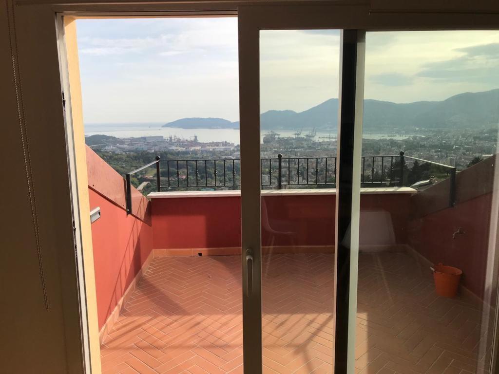 Апартаменти La Casa Con Vista Di Emma Веццано-Лігуре Екстер'єр фото